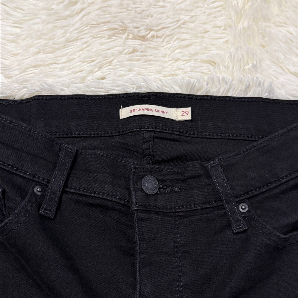 Levi’s 311 Shaping Skinny Jean - Picture 3 of 5
